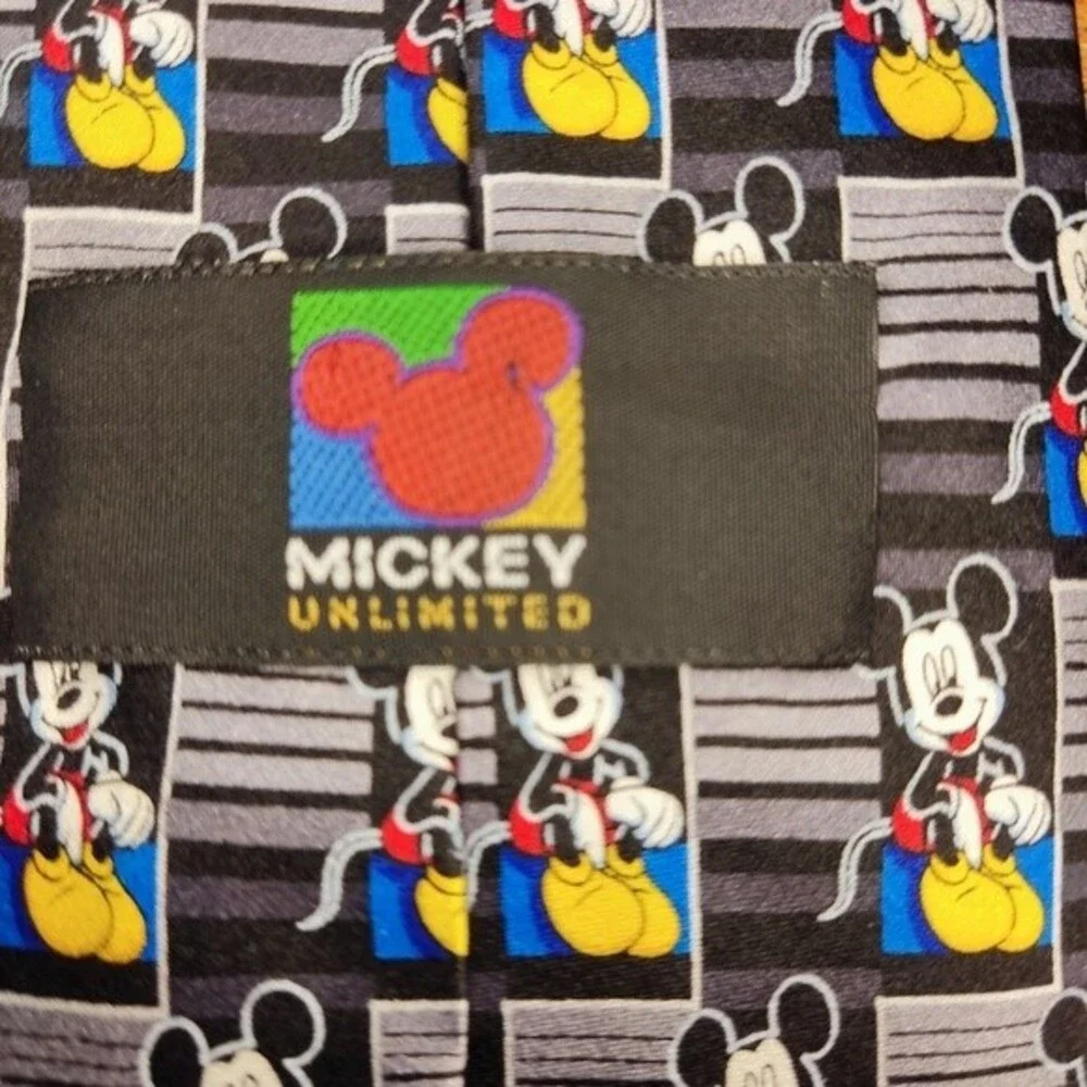 Mickey Unlimited silk Vintage Mickey Mouse Disney tie